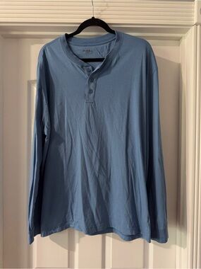 Goodfellow & Co Light Blue Long-Sleeve Henley Shirt